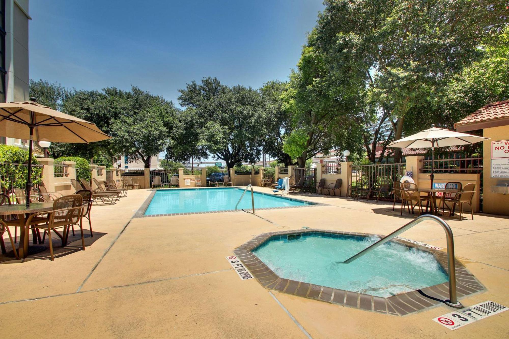Drury Plaza Hotel San Antonio Airport Eksteriør bilde
